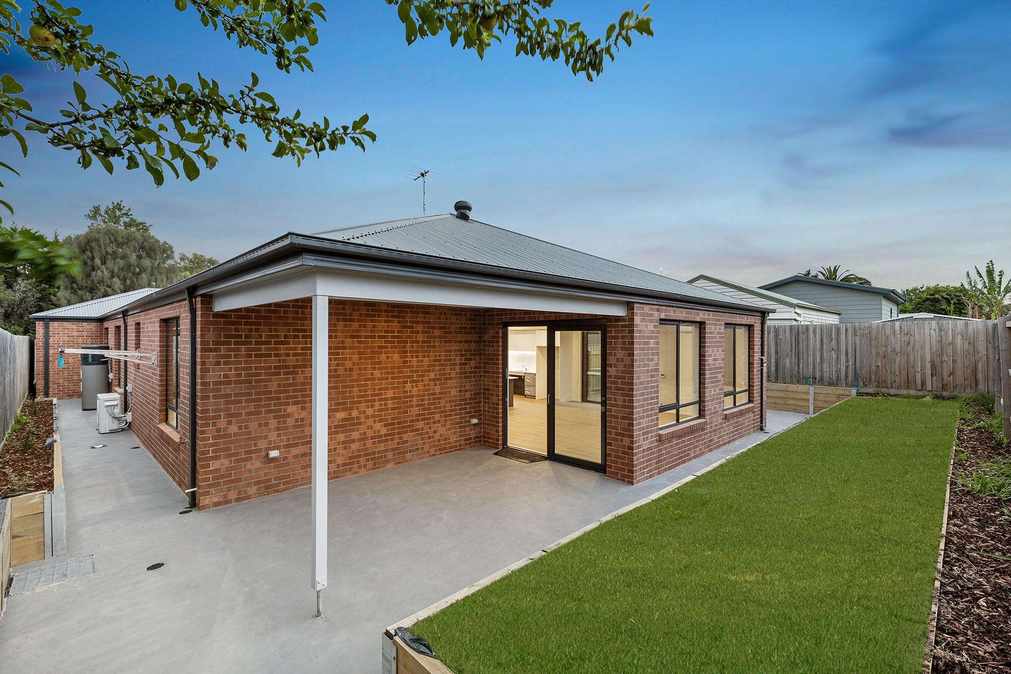 Brand new 2 bedroom High Physical Support House in Hampton Park — Home image 11
