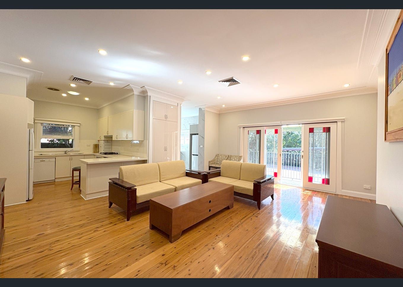 Stunning SIL Home in Eastwood — Home image 4