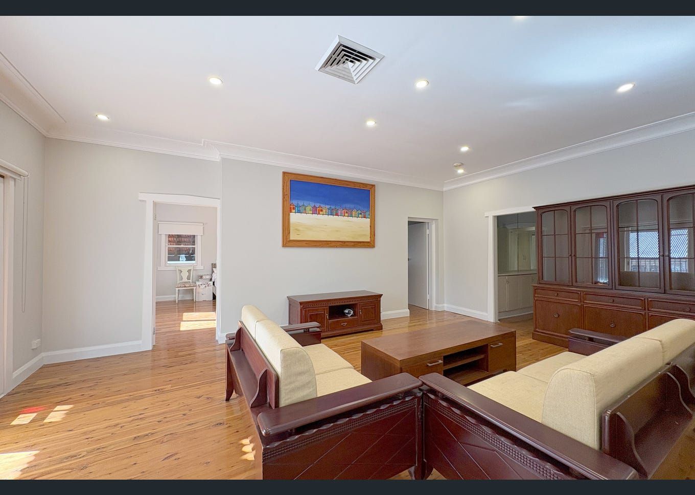 Stunning SIL Home in Eastwood — Home image 6