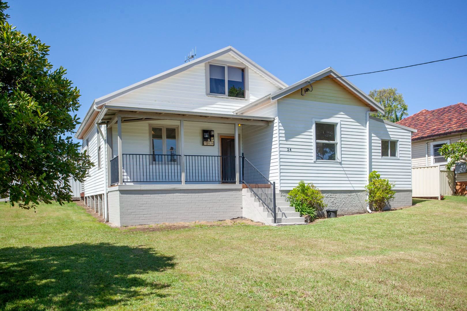 Taree Renovated home close to town SIL or STA — Home image 2