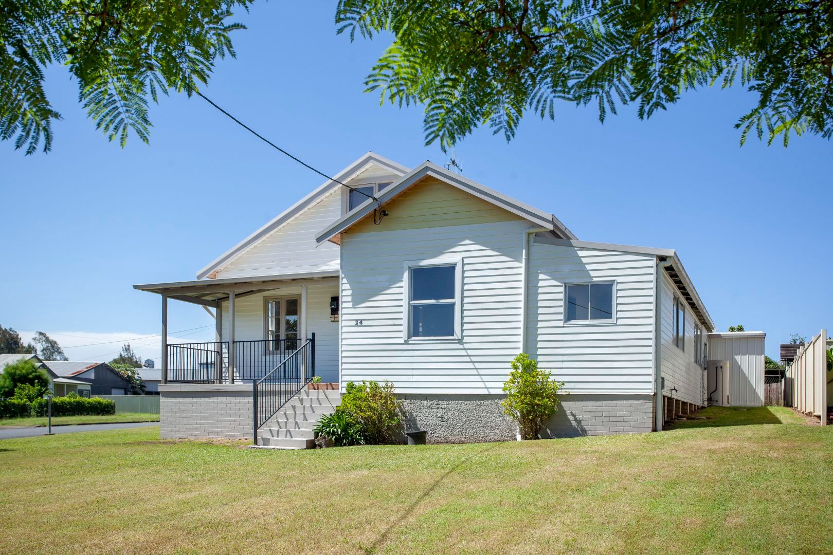 Taree Renovated home close to town SIL or STA — Home image 9