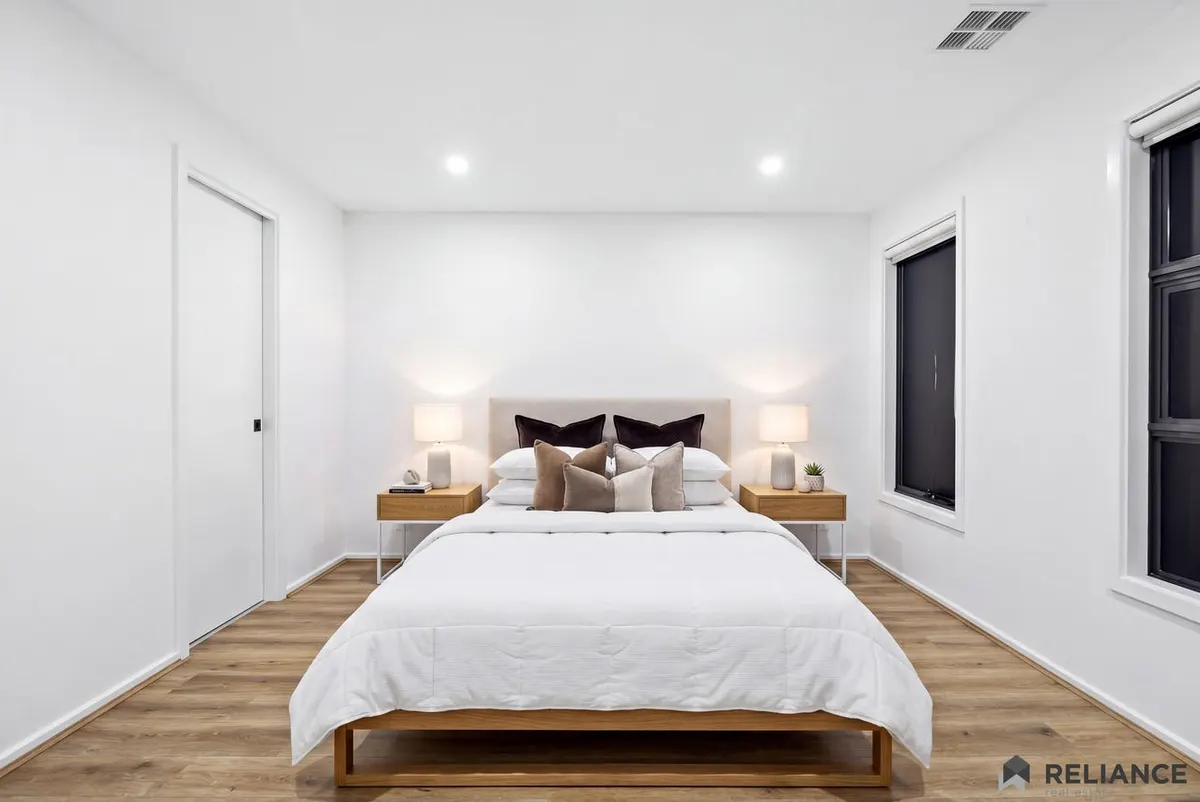 SIL home, Beveridge: 2 rooms available (4 bed, 3 bath) — Home image 3