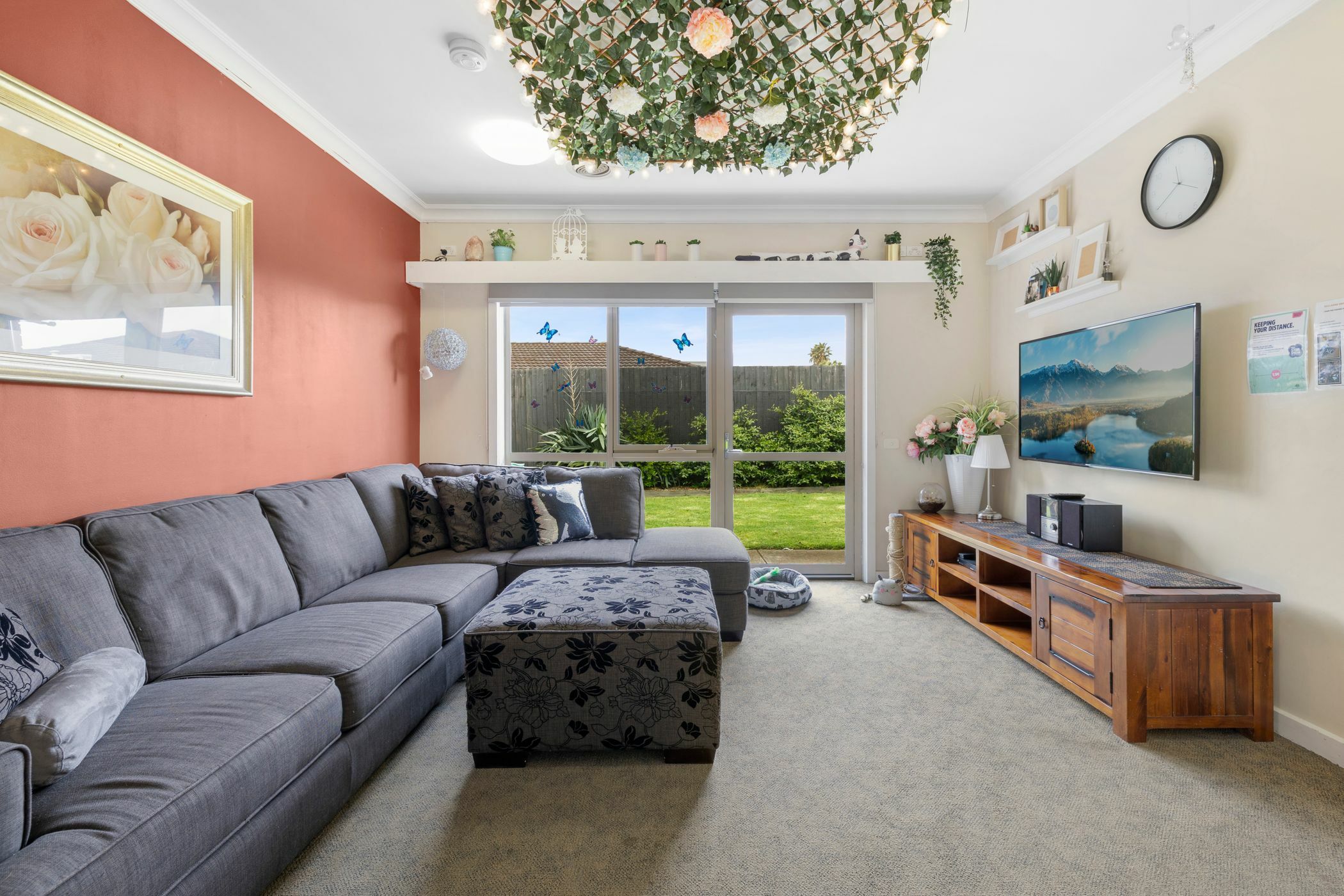 This Chelsea home actually feels like 'home' — Home image 3