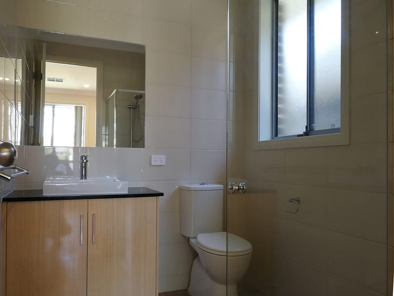 Modern 4-Bedroom SIL Home in Athelstone — Home image 9