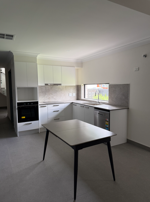 BRAND NEW Modern Shared SIL dwelling in Smithfield, NSW! — Home image 7