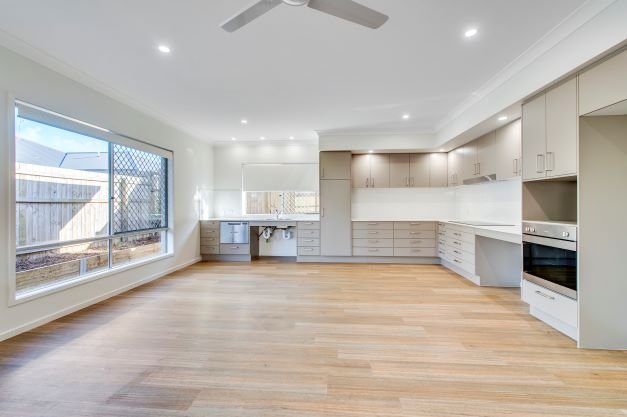 Broadmead Street, Glenvale  Two Bedroom SDA in the Centre of Glenvale — Home image 4