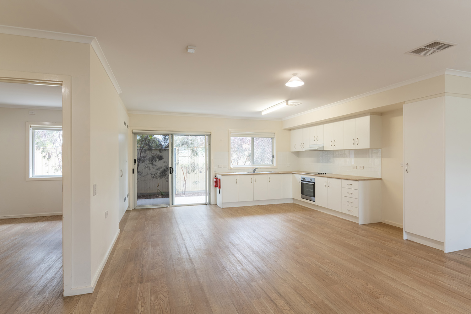Fully Accessible SIL home in Seaton — Home image 2