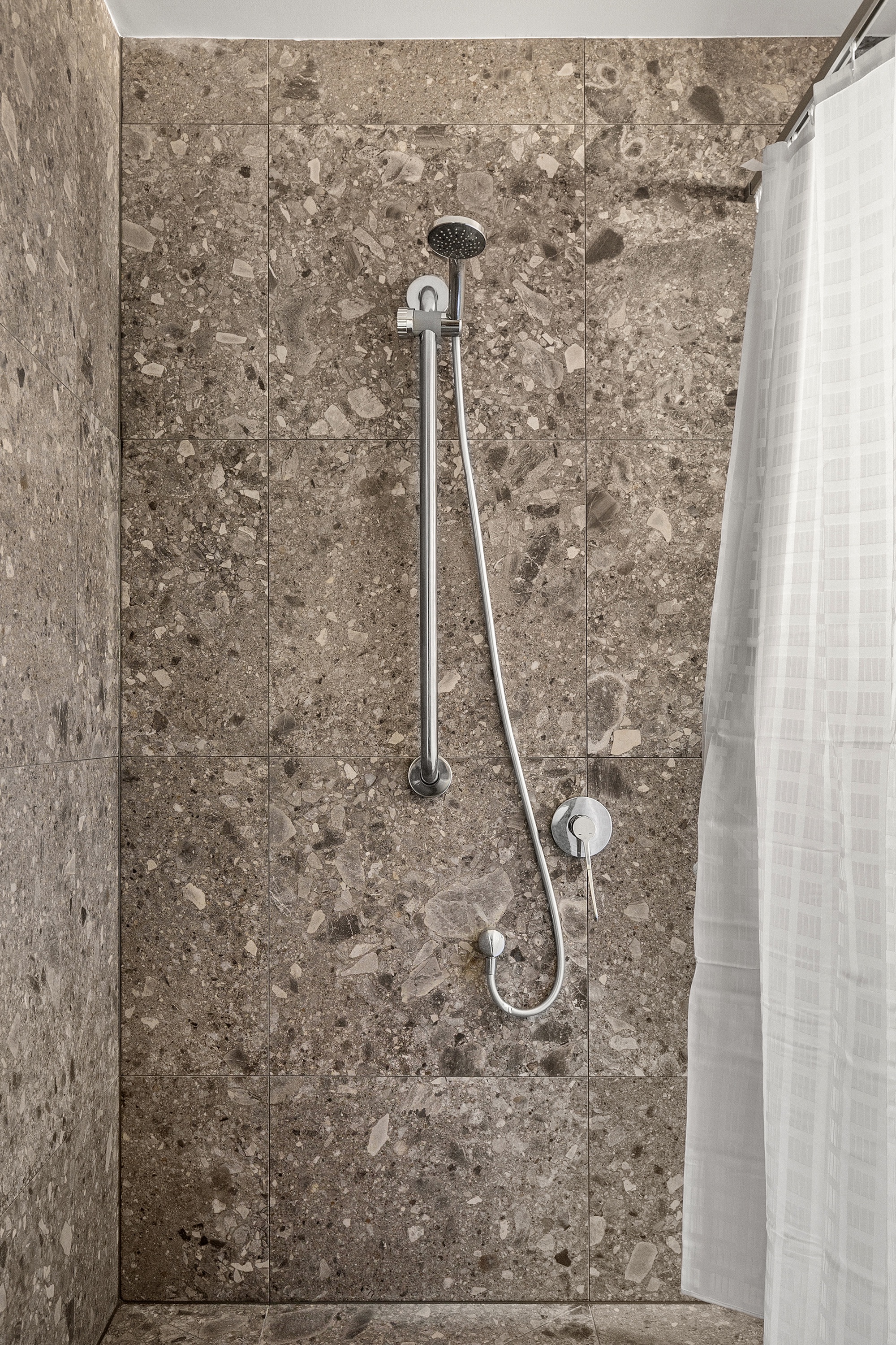 Newly renovated and accessible SIL home in Peakhurst — Home image 7