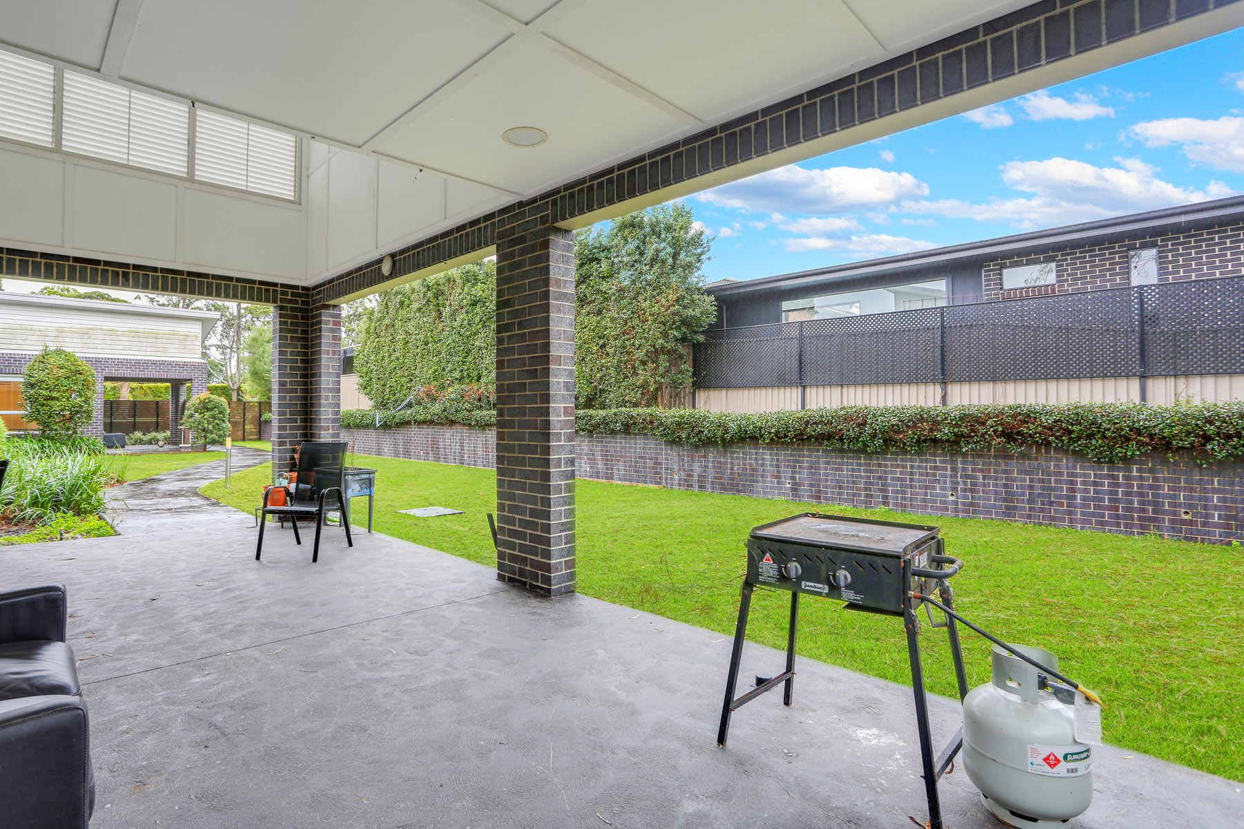 Loftus — Home image 2
