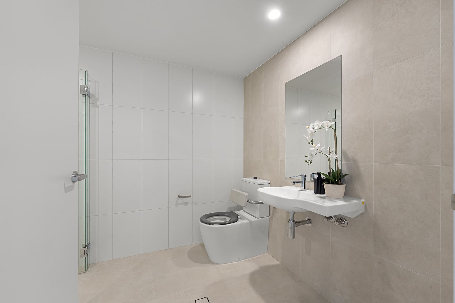2 Bedroom Apartments, Gungahlin — Home image 9