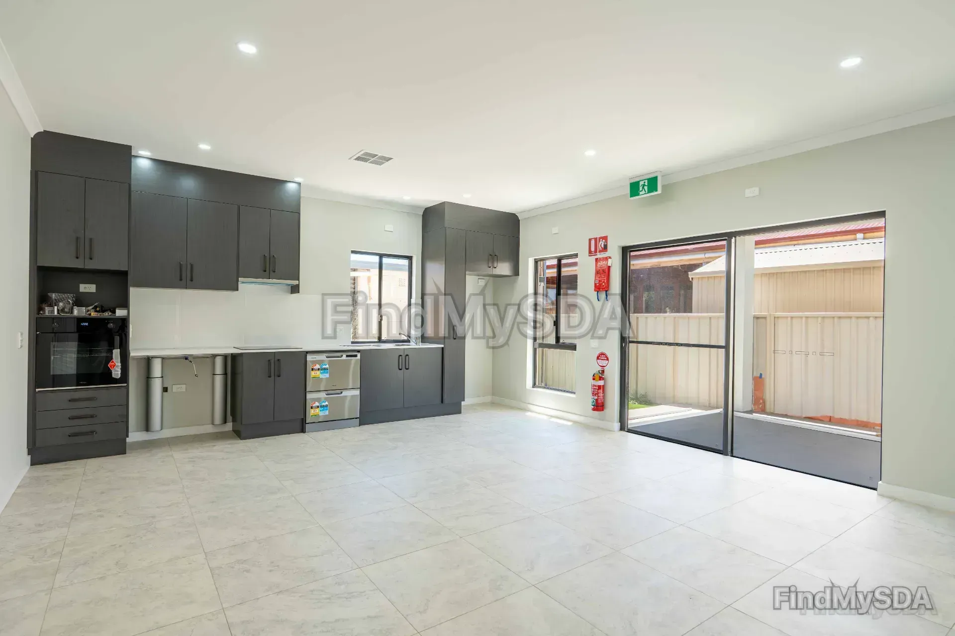 Jean Street — Home image 4