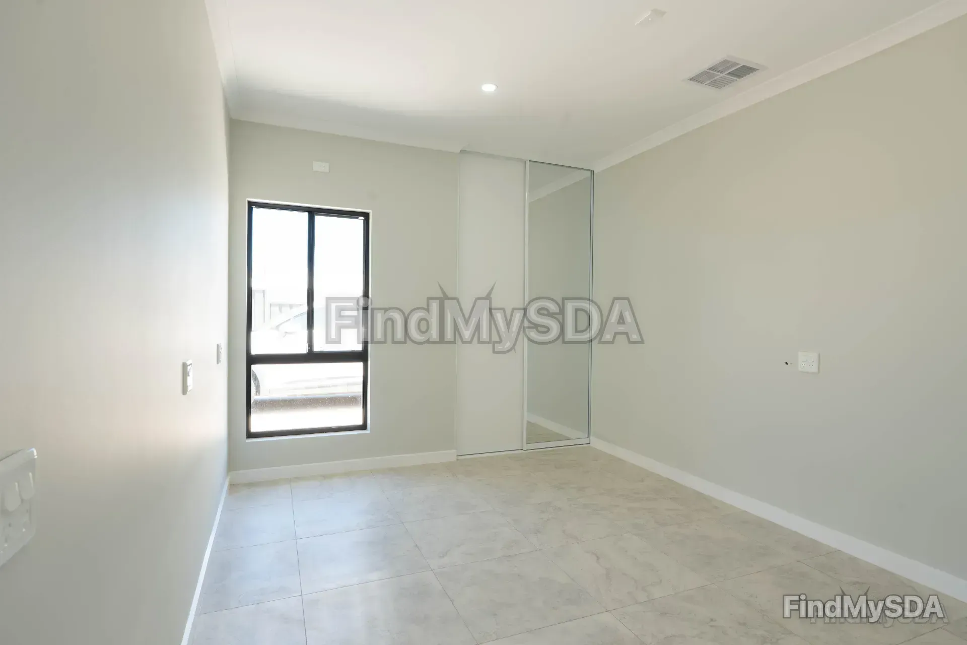Jean Street — Home image 7