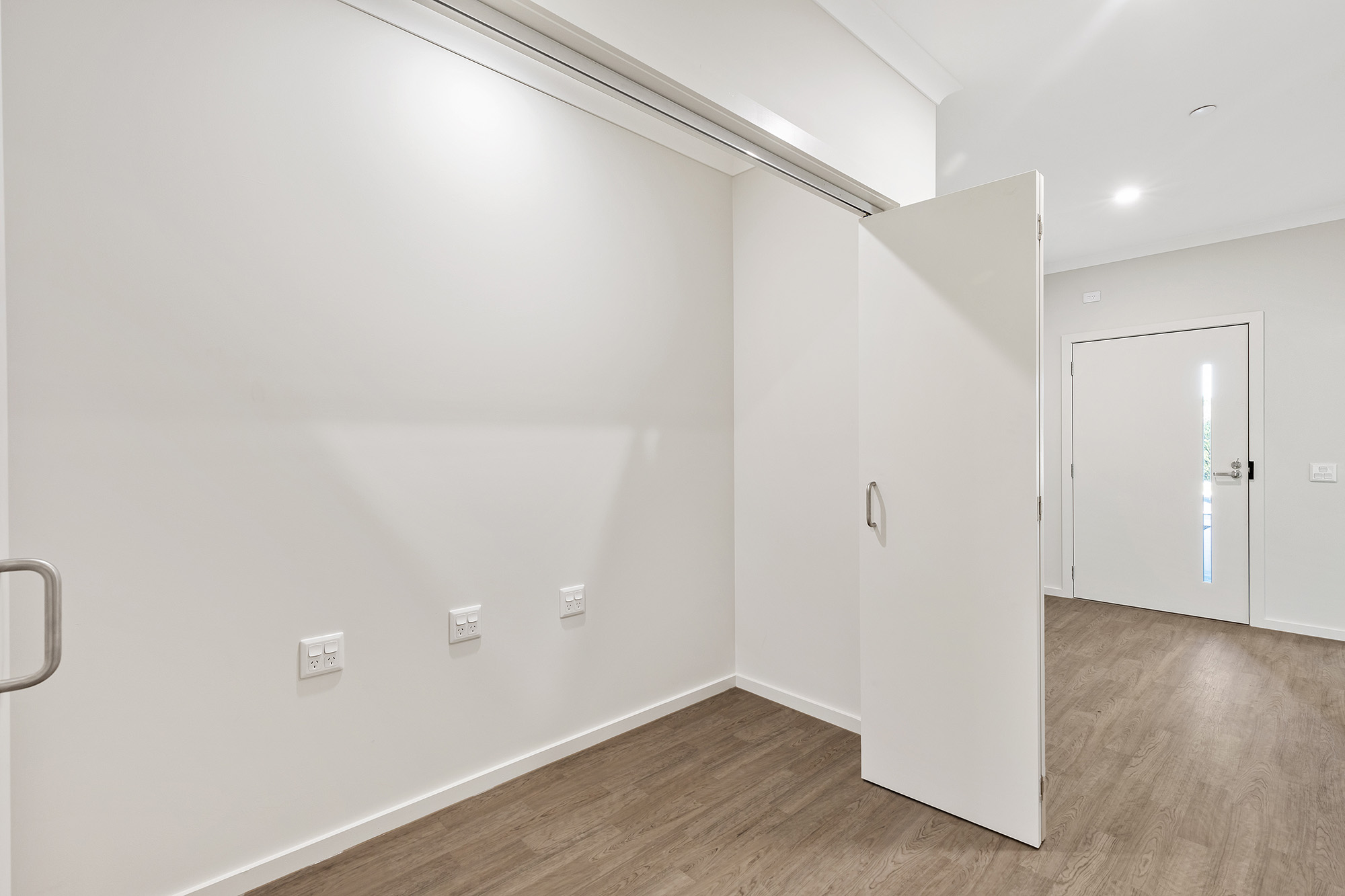 Cranbourne - Brand New 3 Bedroom House. SDA, SIL & High Physical Support Home! — Home image 5
