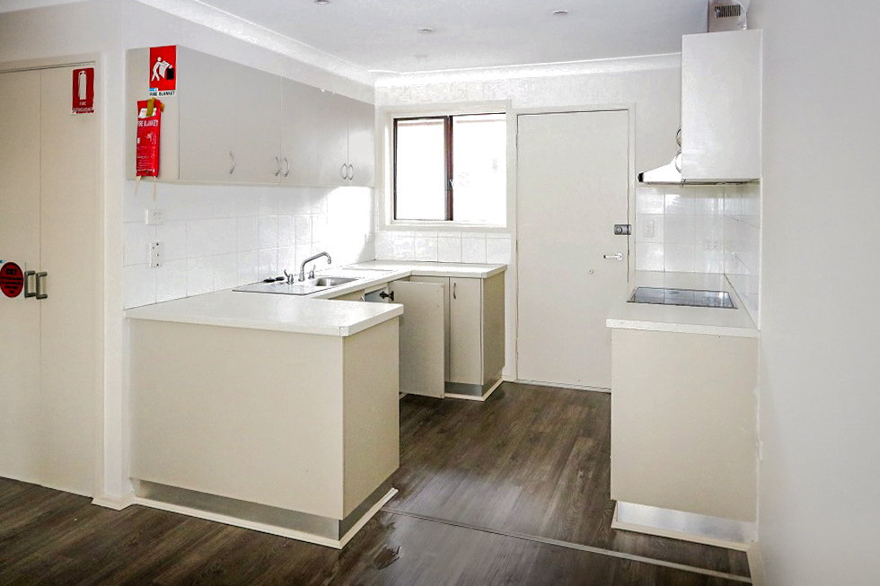 Enjoy a relaxing lifestyle in a beautiful seaside suburb, Warilla — Home image 4