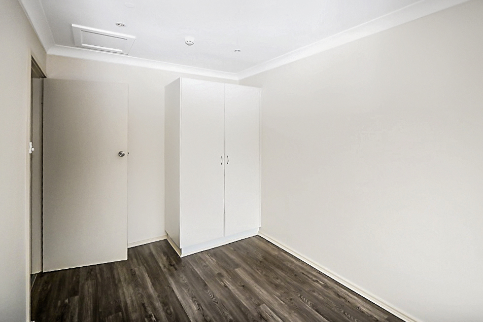 Enjoy a relaxing lifestyle in a beautiful seaside suburb, Warilla — Home image 6