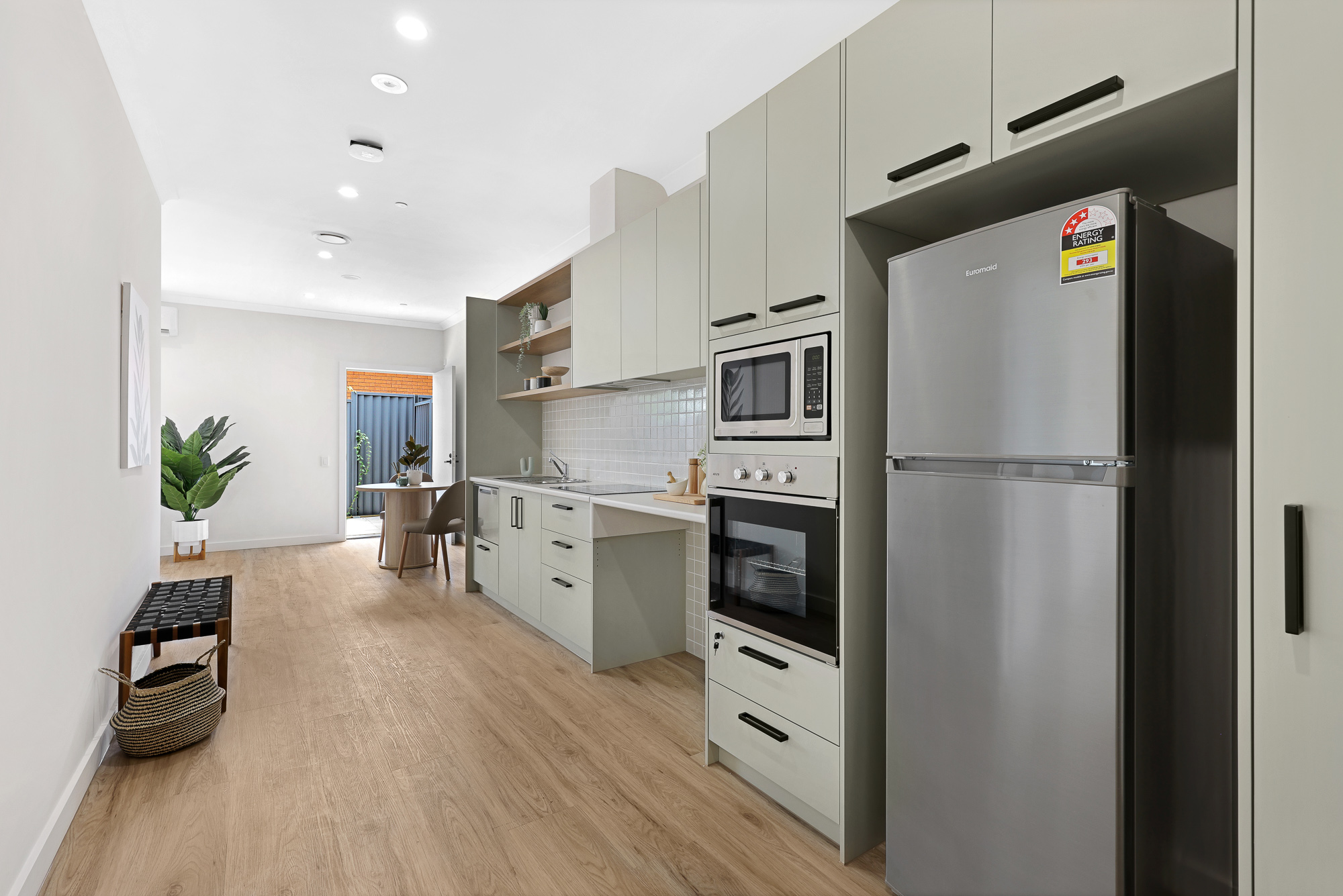 Secure & Independent Robust Villa in Toongabbie, Western Sydney — Home image 8
