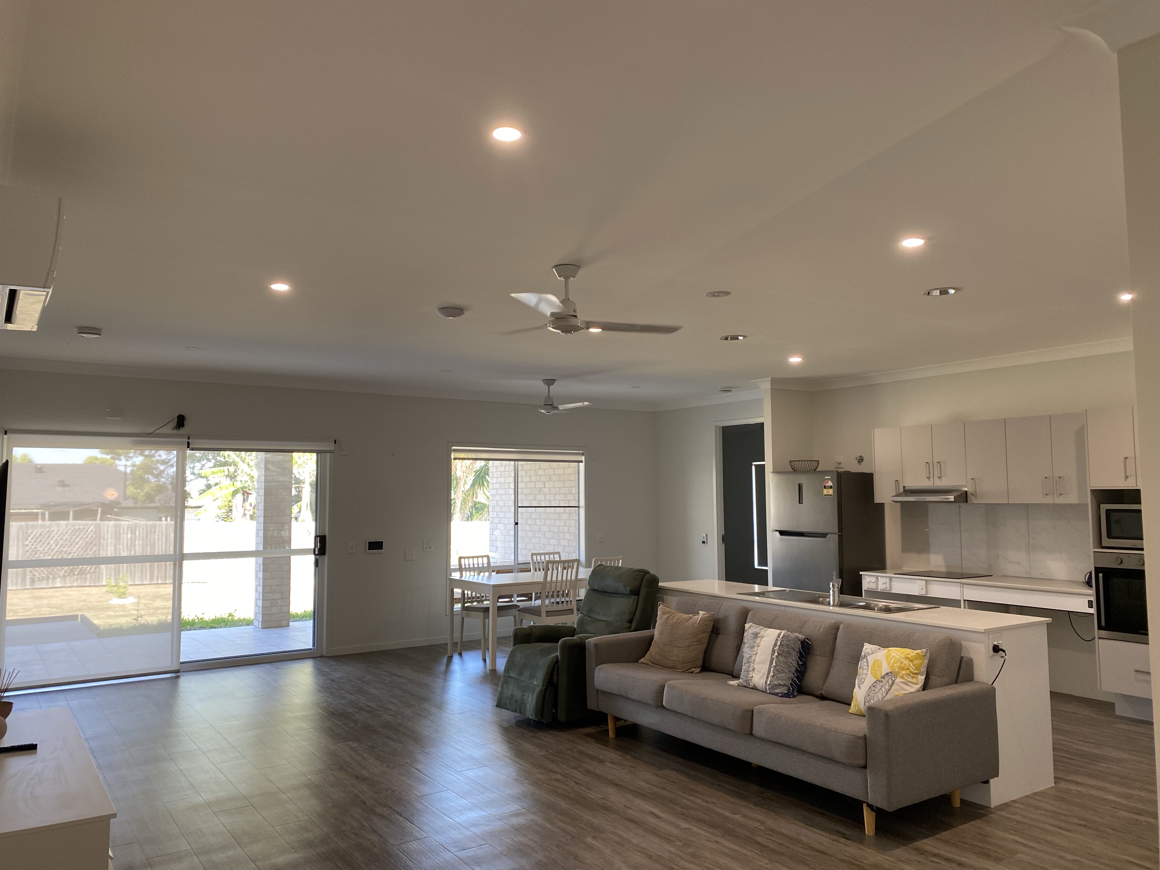 Country Living 4 Bedroom House — Home image 10