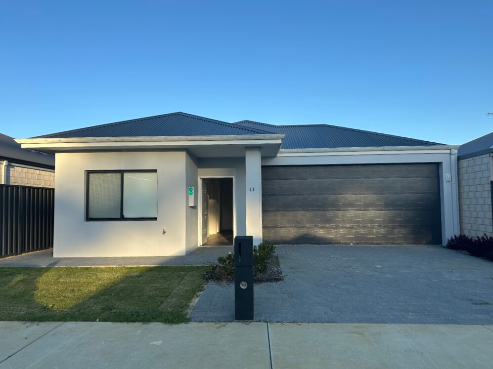 4 BR HPS Home with OOA Room – Hilbert — Home image 24