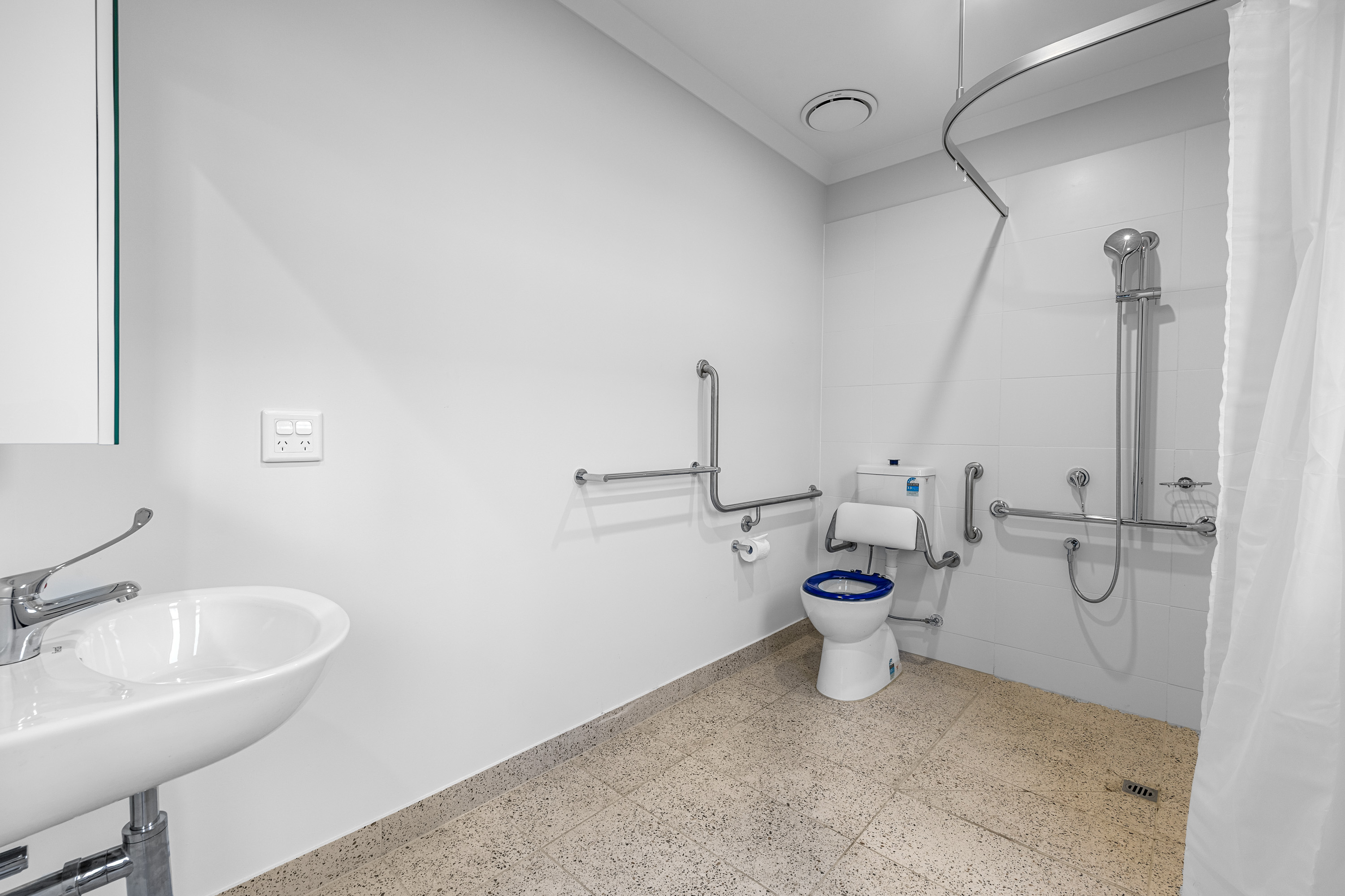Voyager Parade, Clyde North VIC 3978 — Home image 12