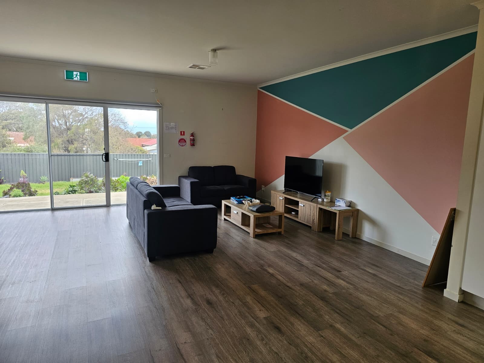 Huge High Physical Support Luxury house with Smart Living Design — Home image 3