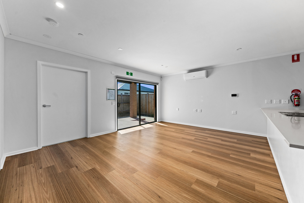  — Home image 7