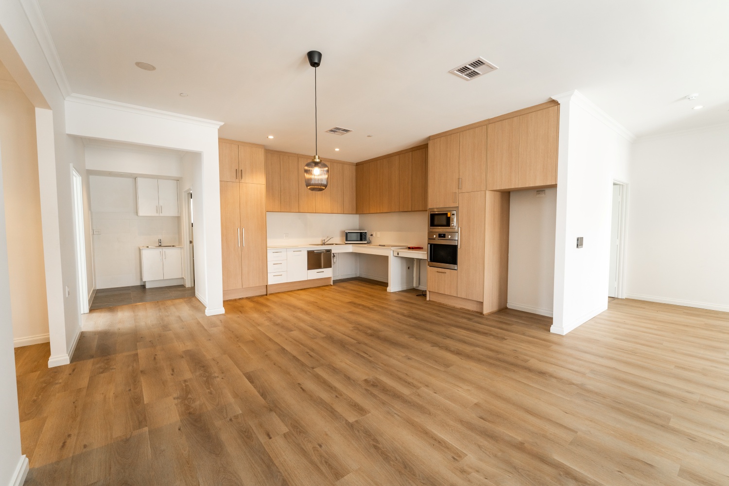 Northam ID: 2035190946 — Home image 4