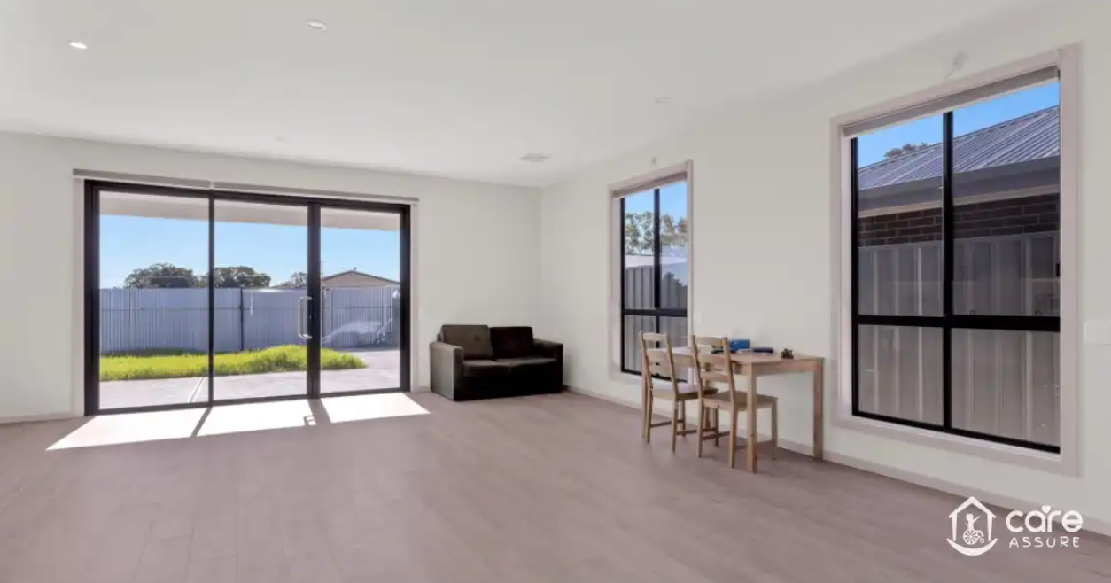 Robust SDA Home in Smithfield — Home image 4