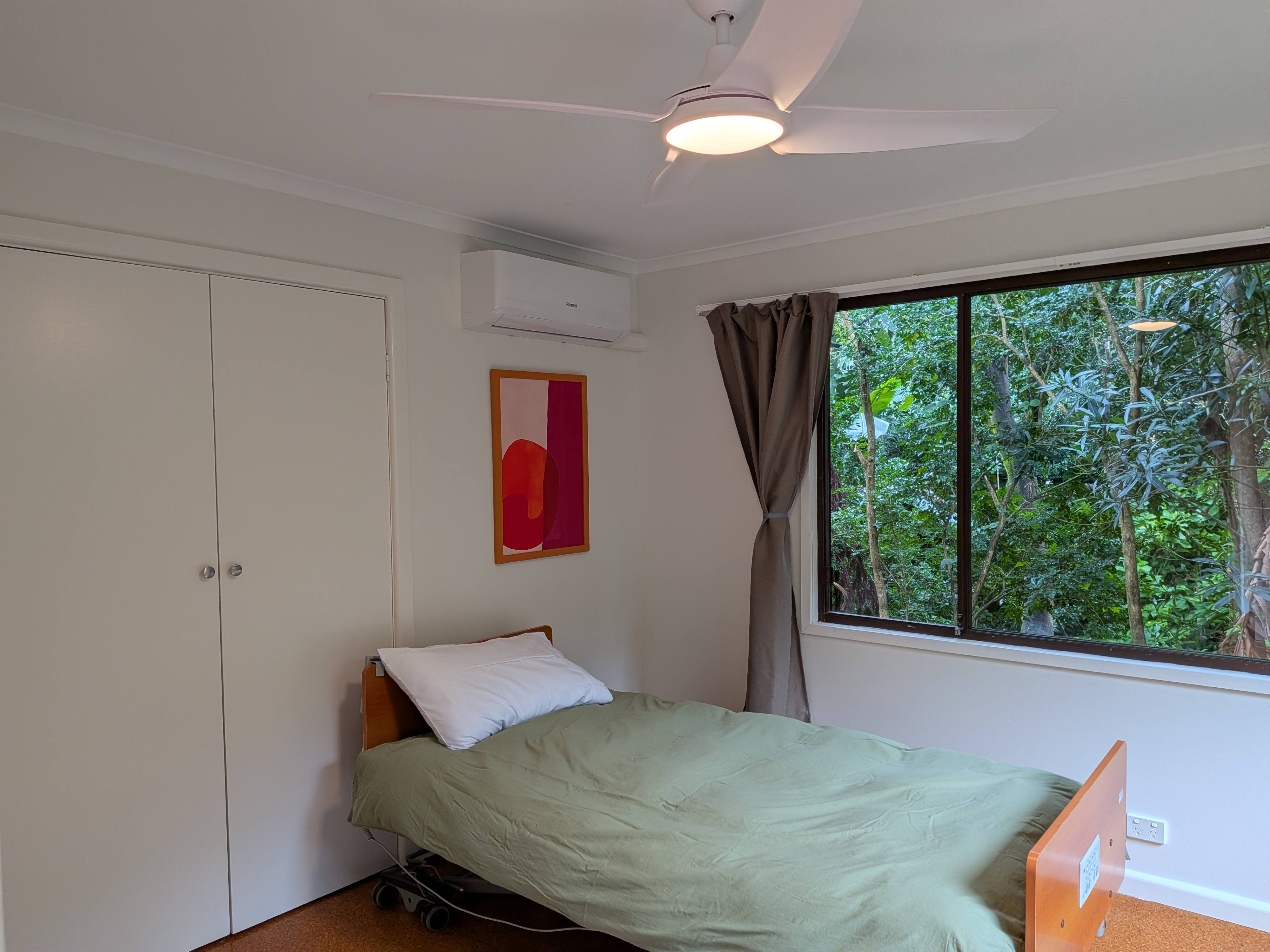 Clontarf House - Respite, Short Term Accommodation (STA) and MTA — Home image 12