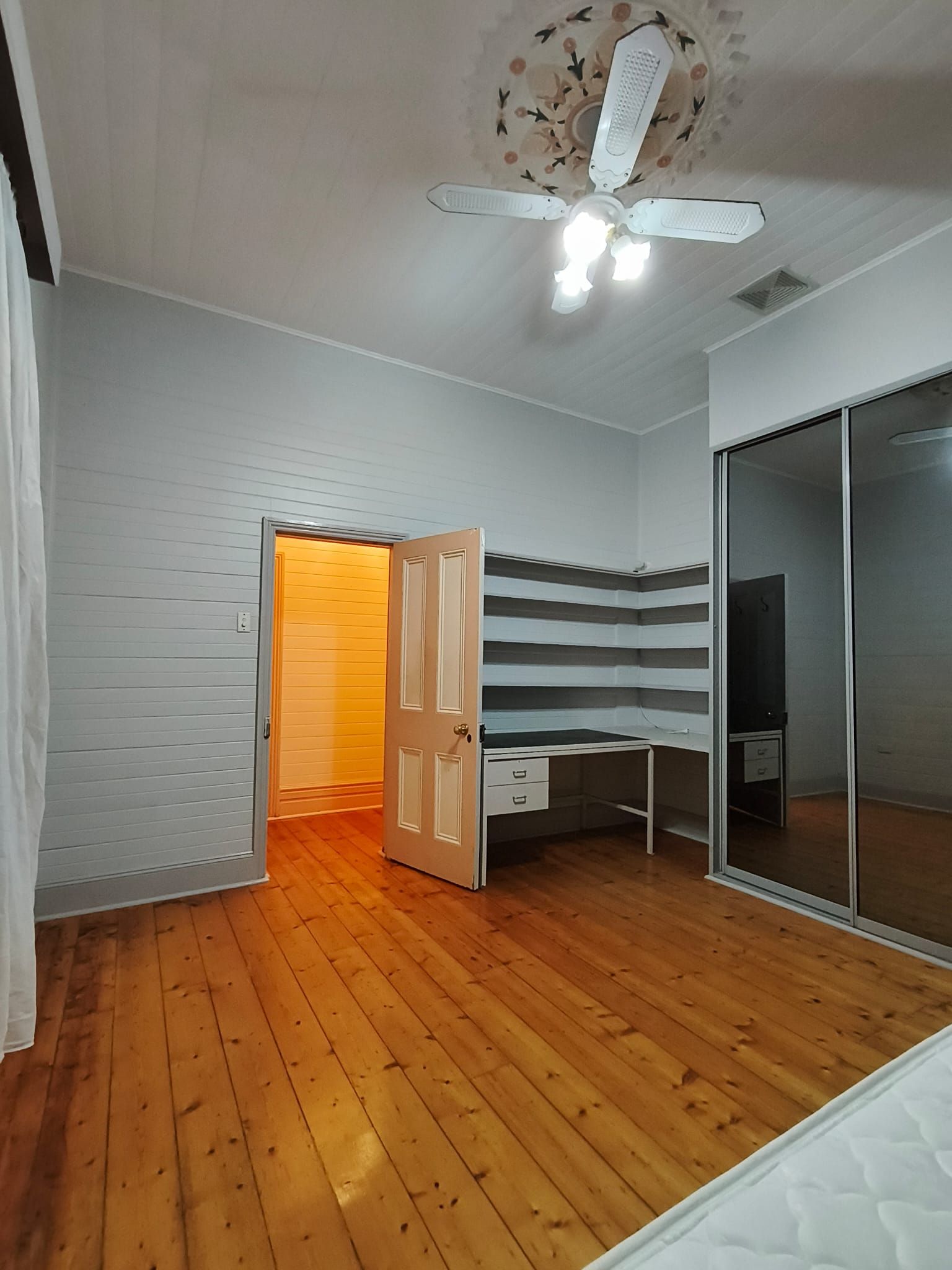 Resort style home in the  heart of Auburn — Home image 4