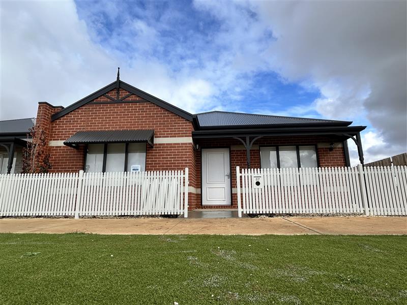 57 Sixteenth street, Mildura Vic 3500 — Home image 2