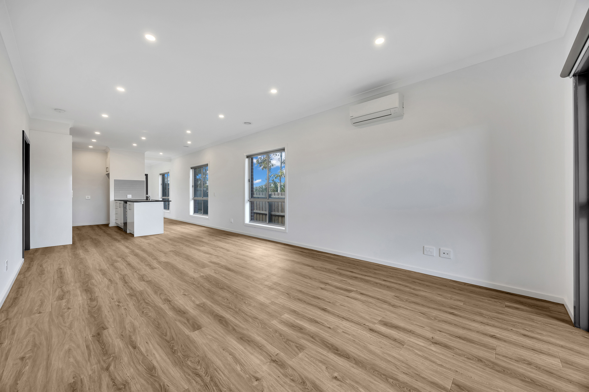 Brand New Robust 3 Bedroom House in Strathtulloh, Victoria 3338 — Home image 2