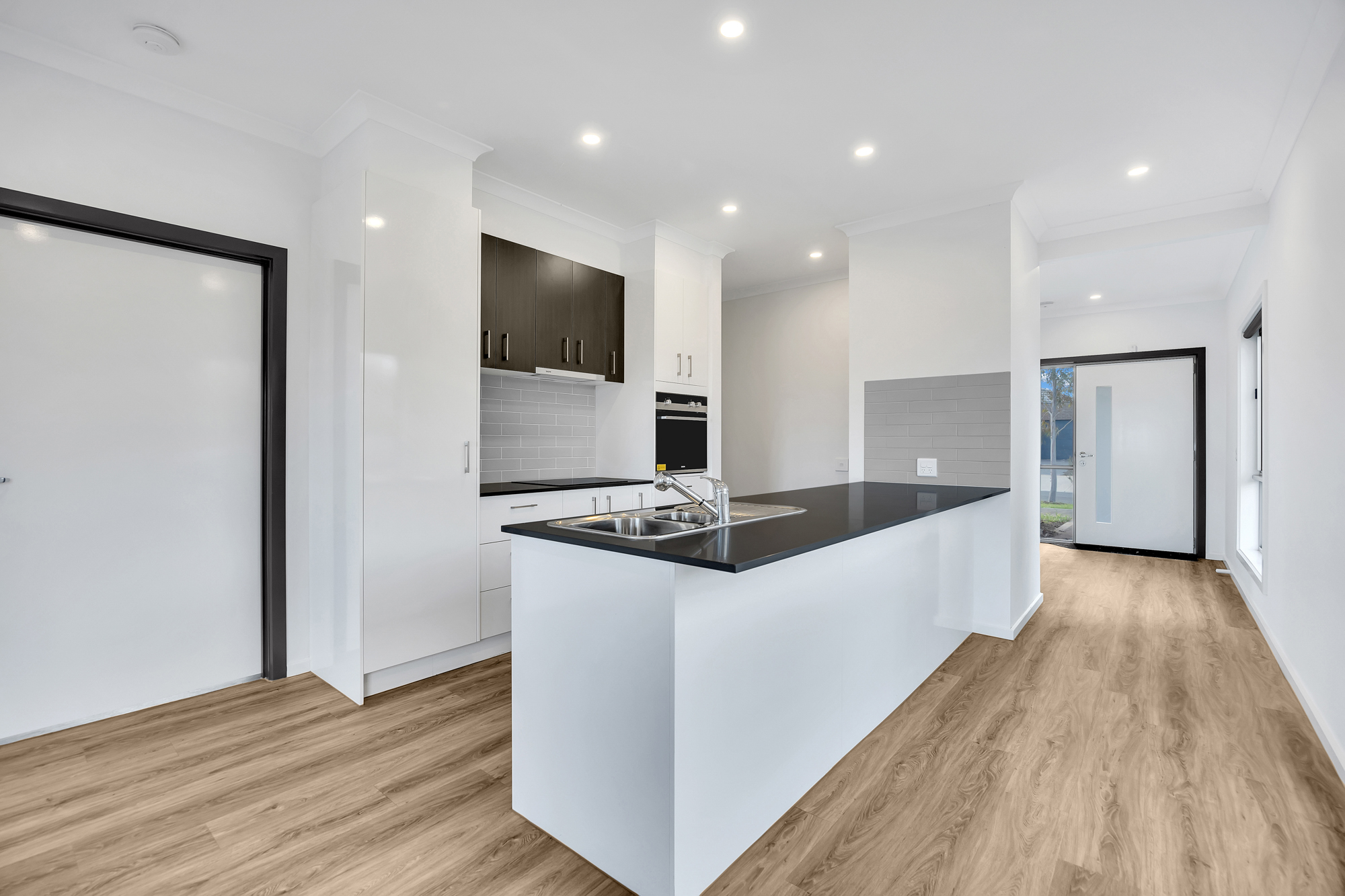 Brand New Robust 3 Bedroom House in Strathtulloh, Victoria 3338 — Home image 9