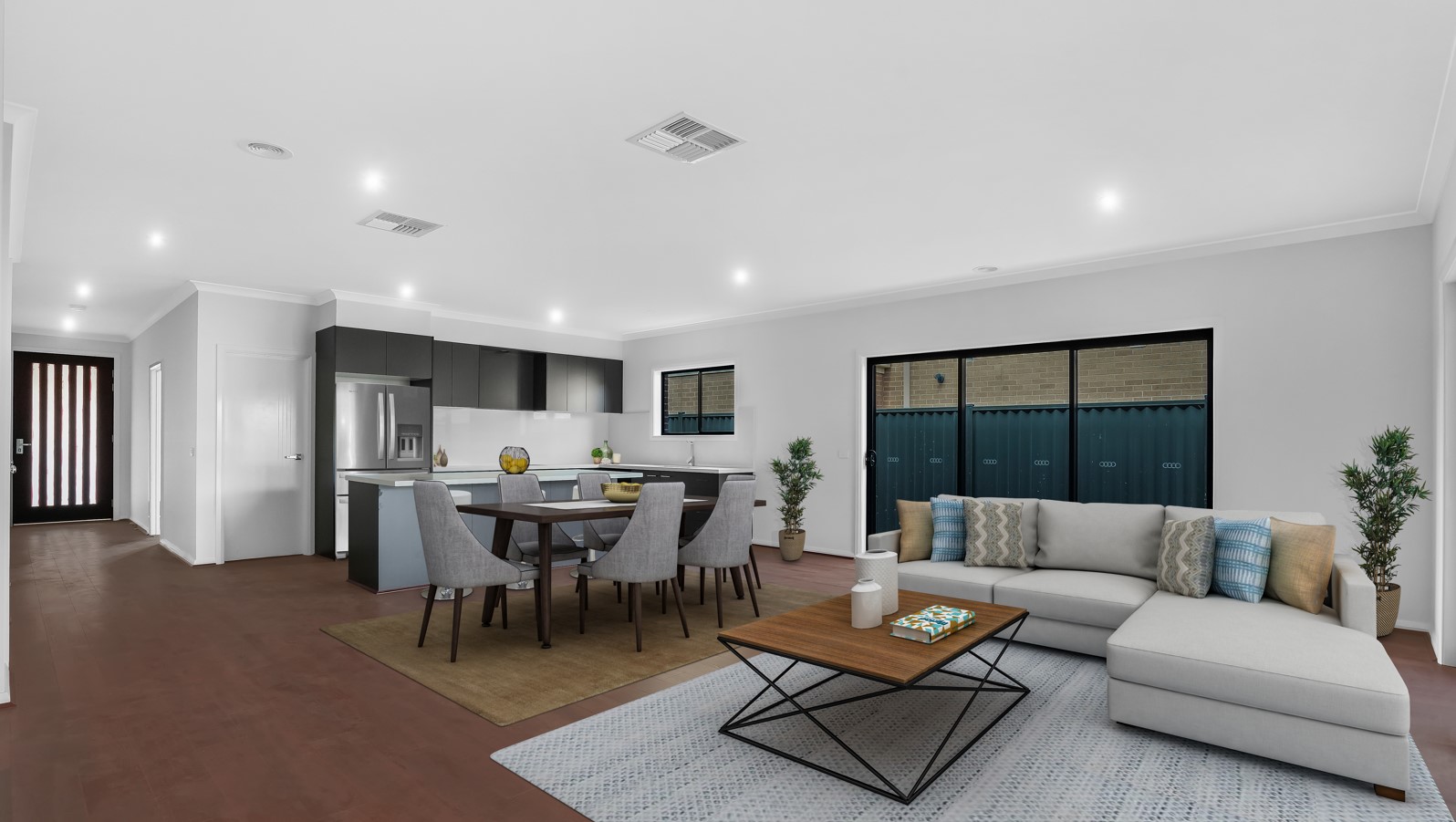 Beautiful SIL/MTA/STA home. Close to all Amenities — Home image 4