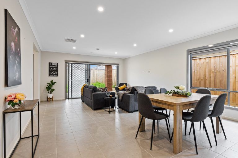 Melton South, Victoria - IL (male only) — Home image 3