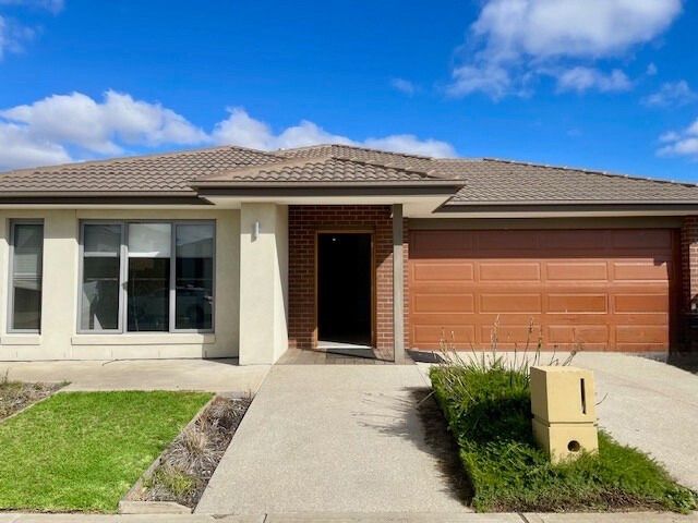 Melton South, Victoria - IL (male only) — Home image 4