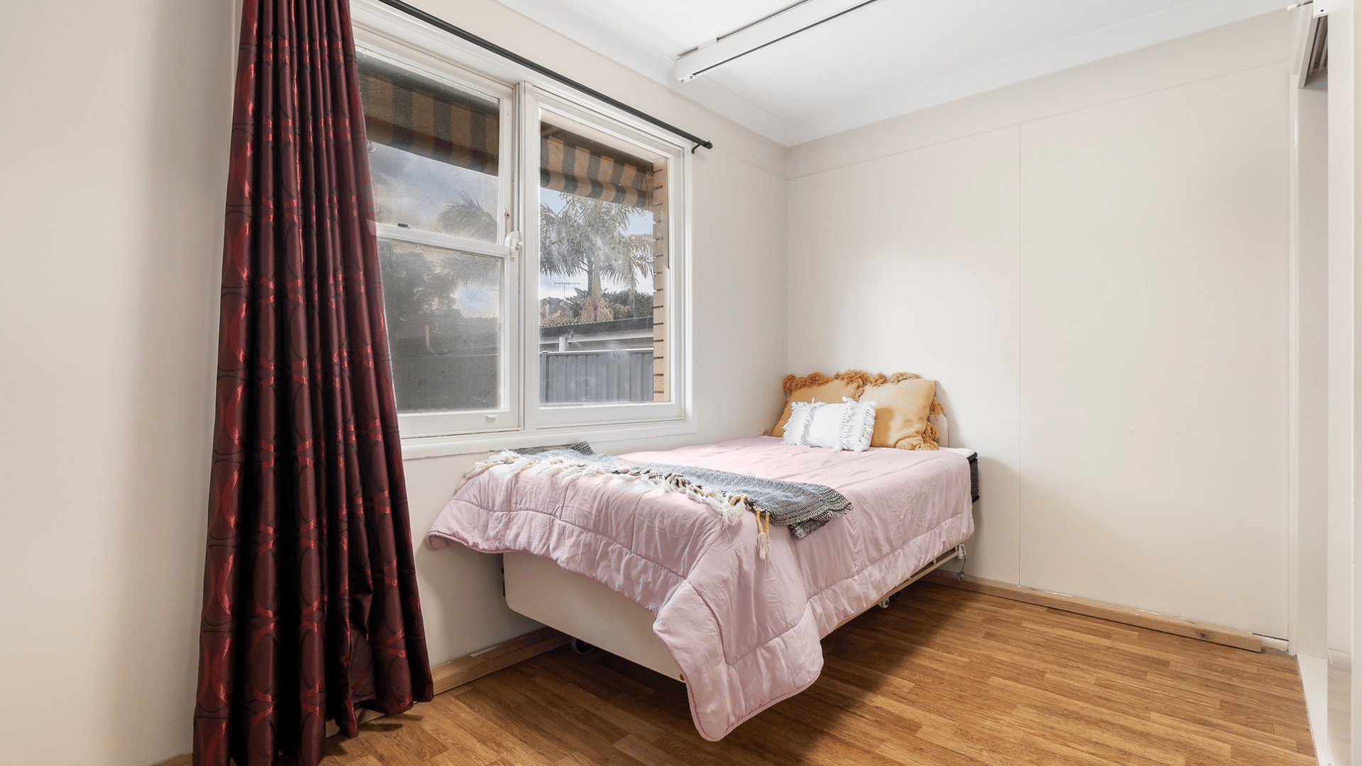 Belrose – shared 3-bedroom — Home image 3