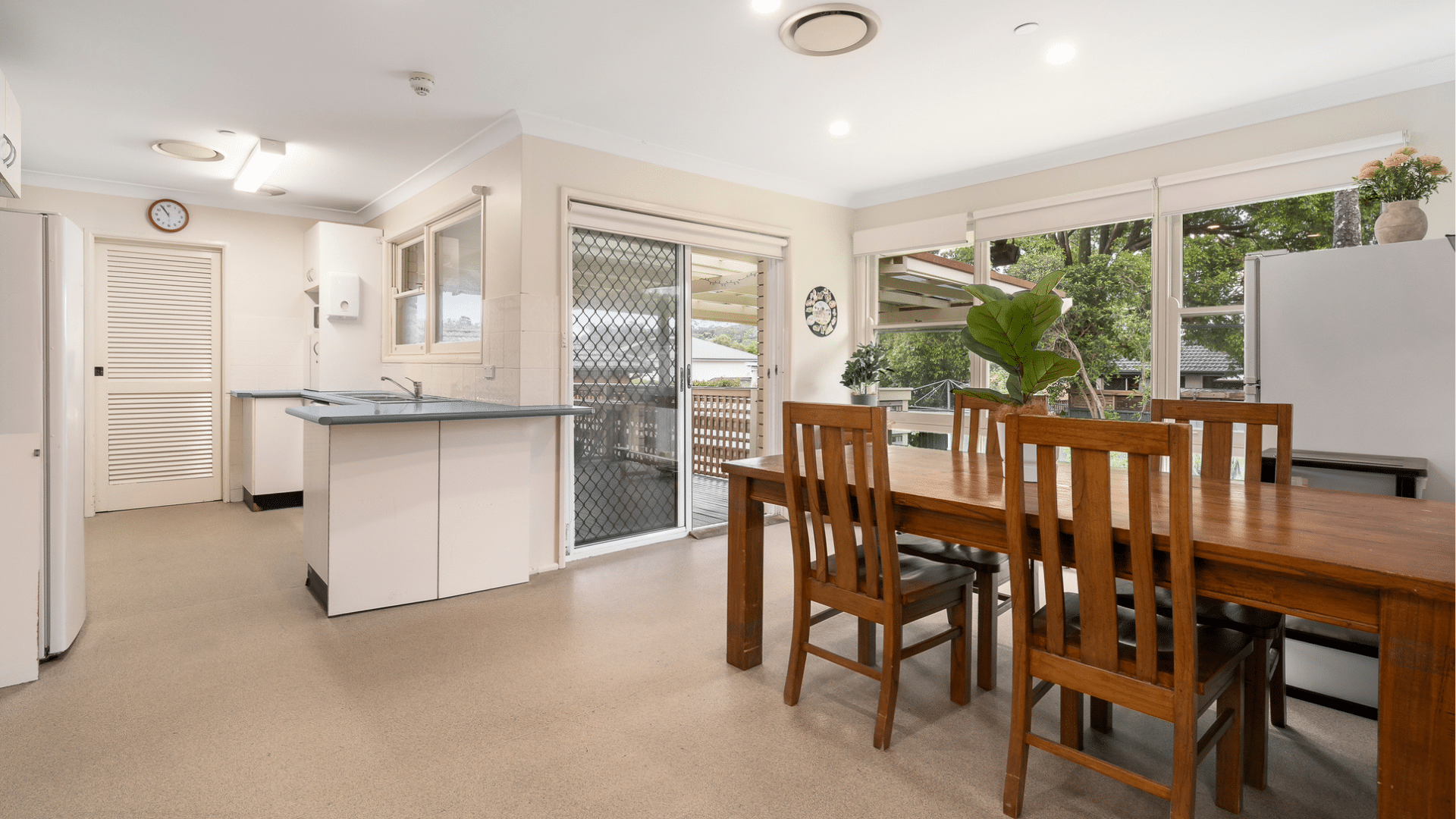 Belrose – shared 3-bedroom — Home image 9