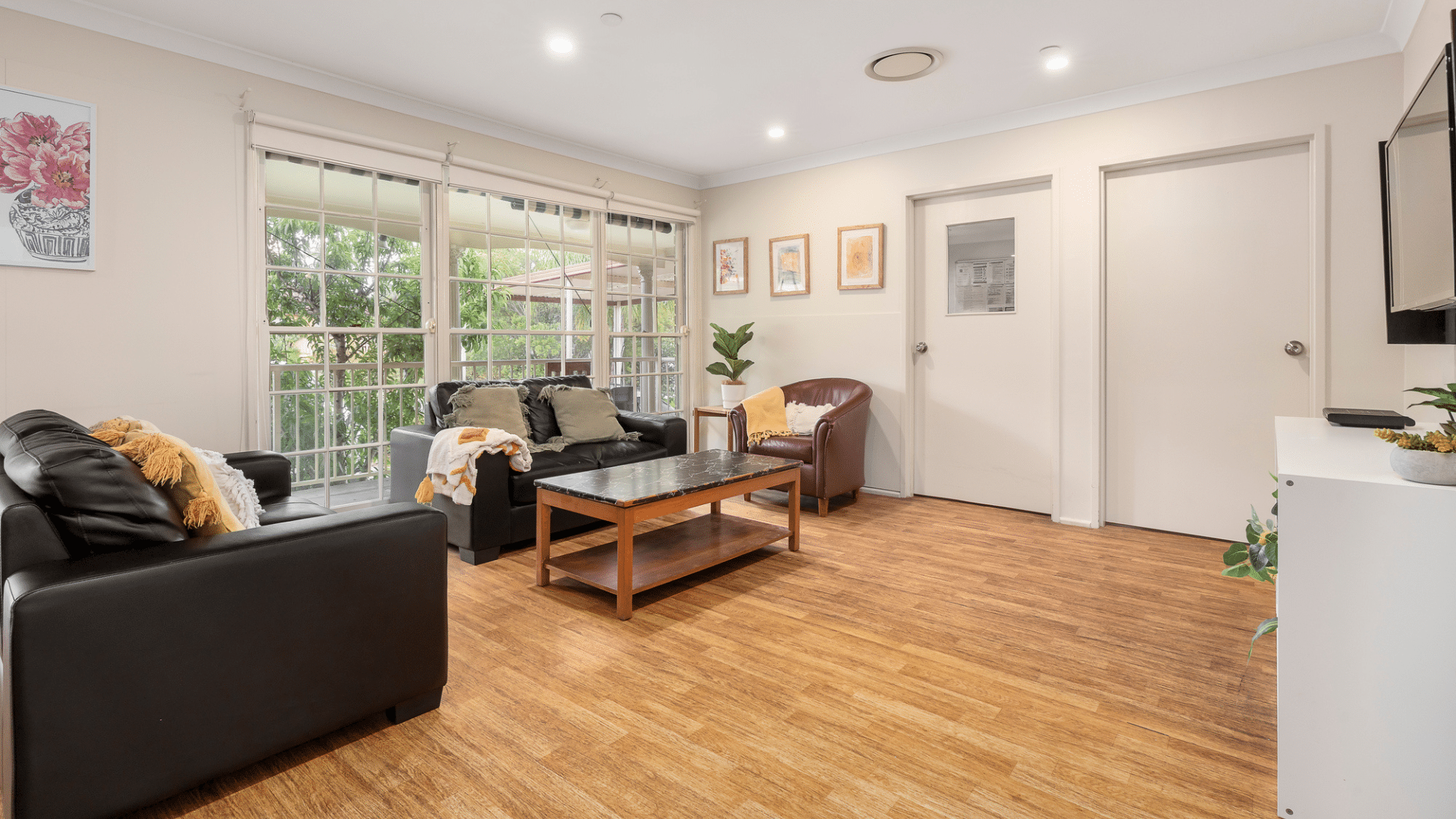 Belrose – shared 3-bedroom — Home image 10
