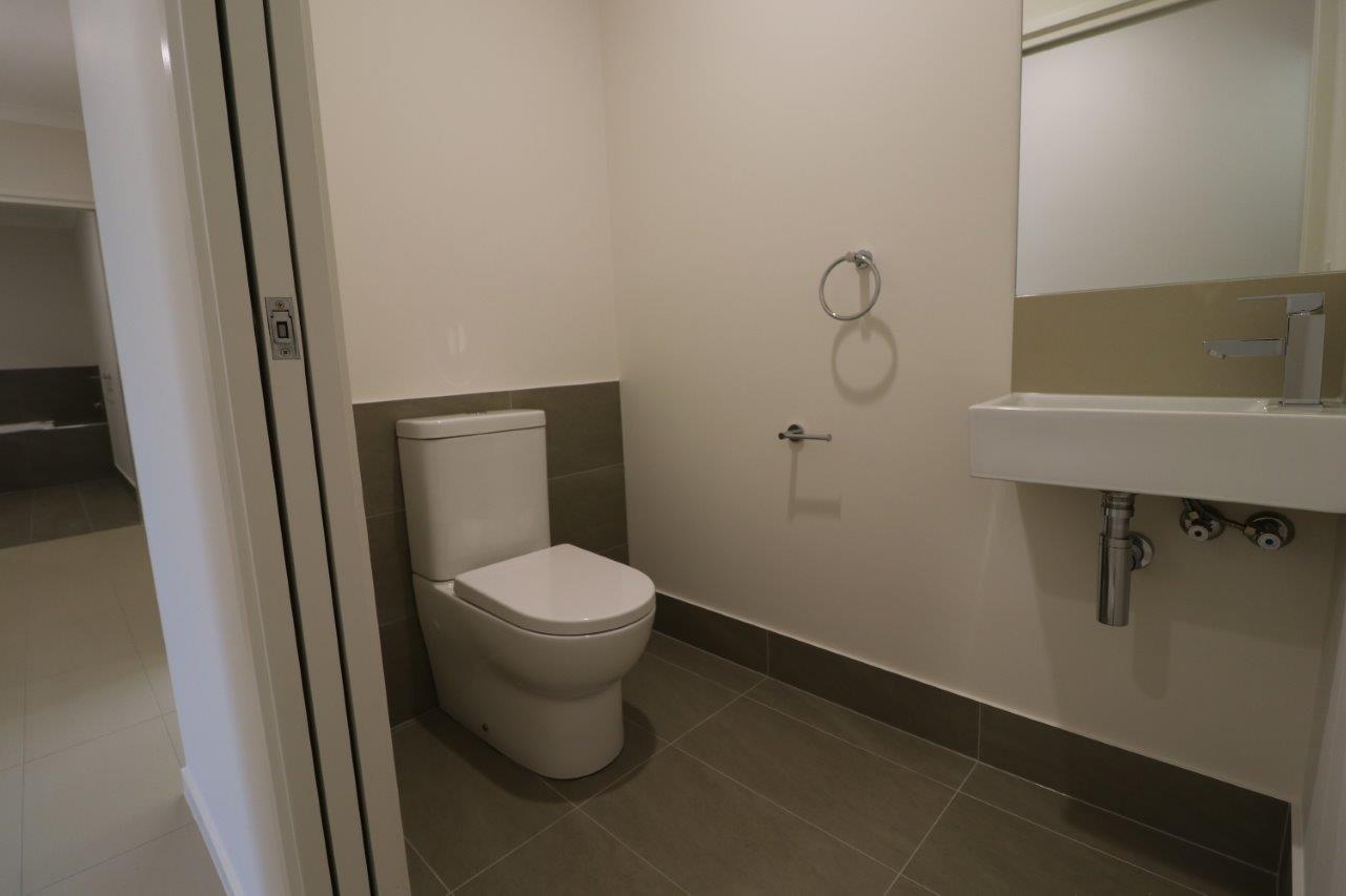 Near new accessible SIL in central Sunshine Coast — Home image 12
