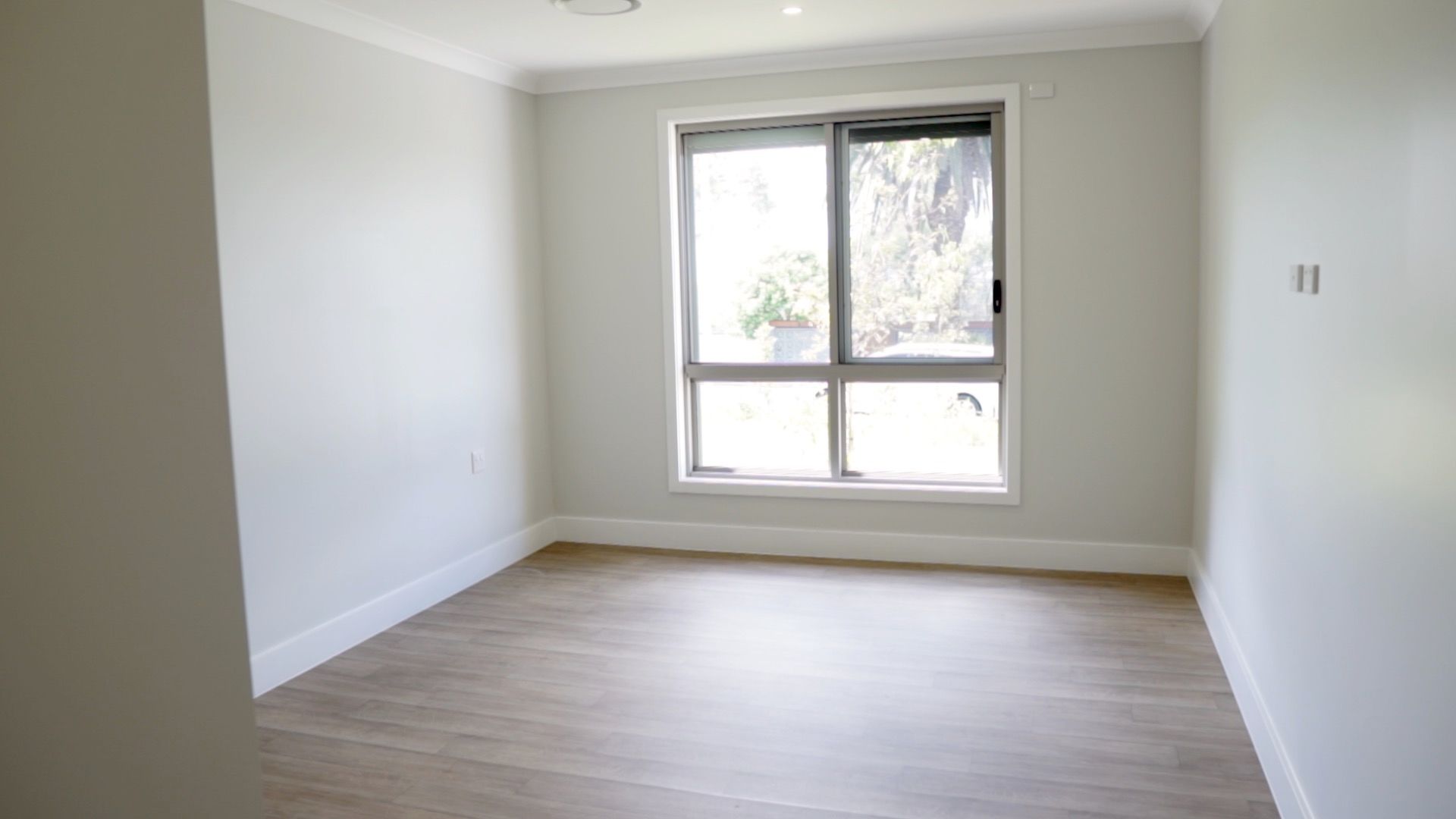 Wyong - shared 3-bedroom house and 2-bedroom unit — Home image 3