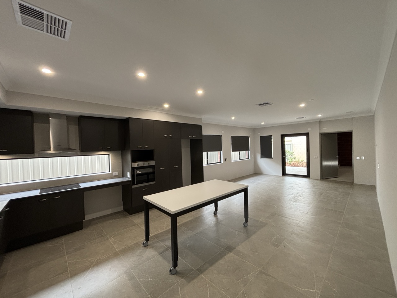 BRAND NEW - Spacious 2 Resident (HPS) (SDA) House - Byford — Home image 8