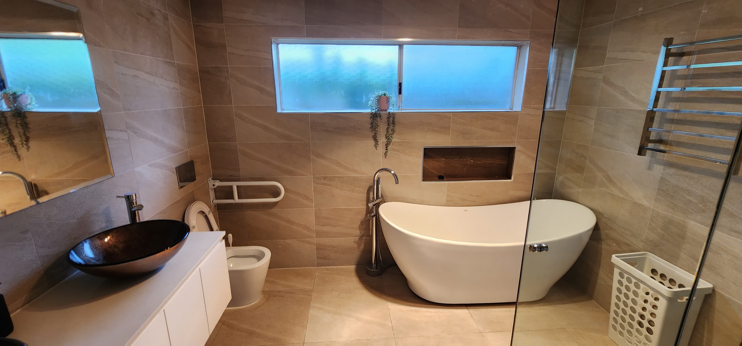 Modern and Spacious accommodation in Blacktown area — Home image 8