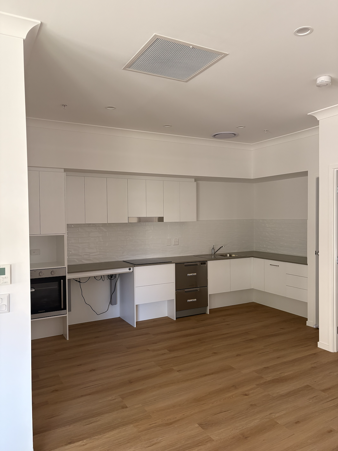 Perfectly Positioned, Stylish & Secure HPS Villas! — Home image 8