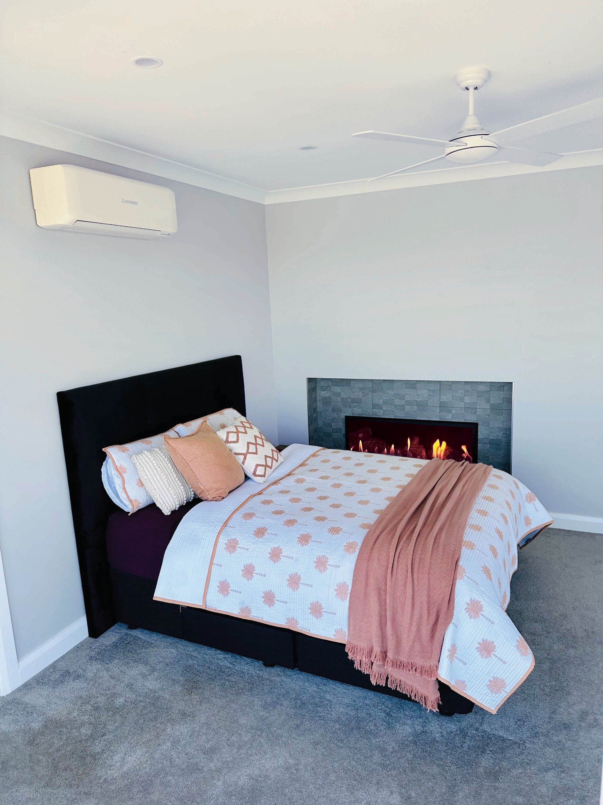 Lagoon Lodge — Home image 13