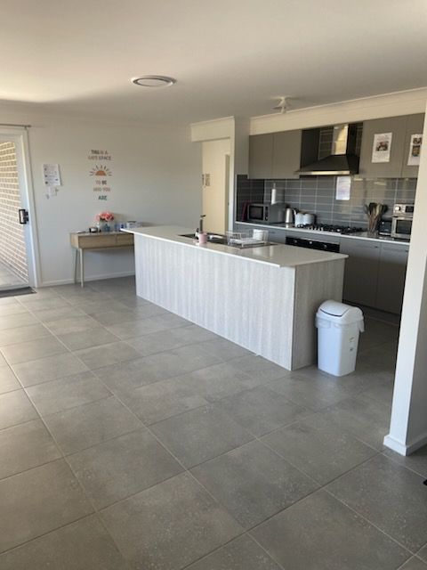 New Sil home Hamlyn Terrace — Home image 4