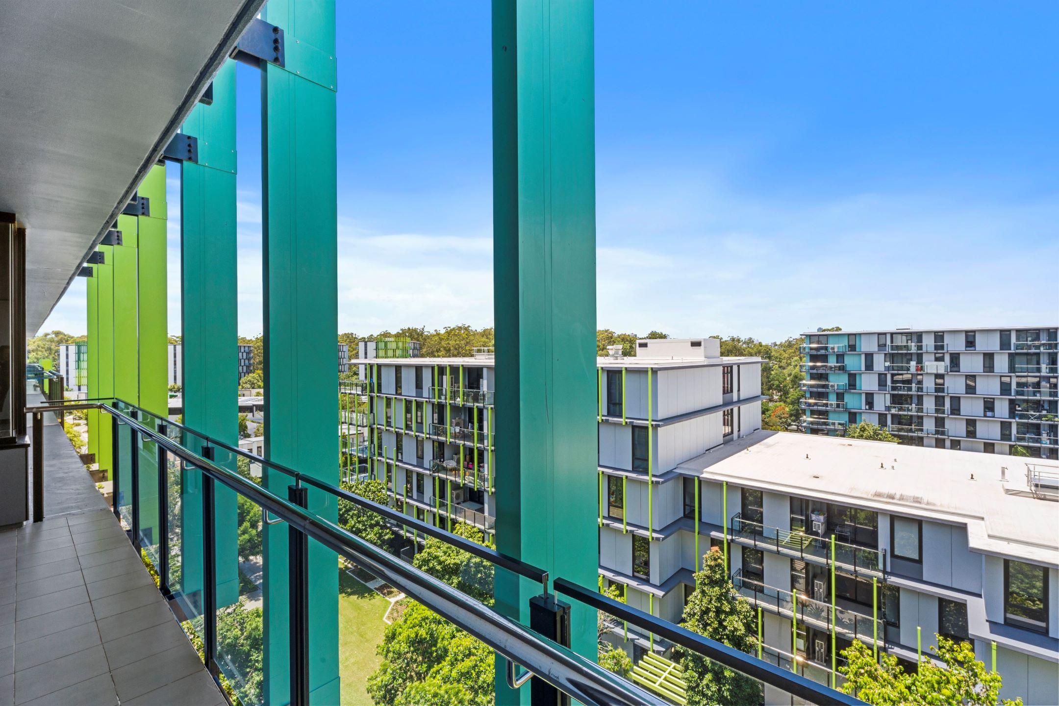 SOUTHPORT, GOLD COAST QLD – IMPROVED LIVEABILITY APARTMENT — Home image 11