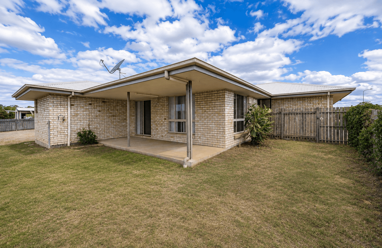Roomy SIL home in Gracemere — Home image 8