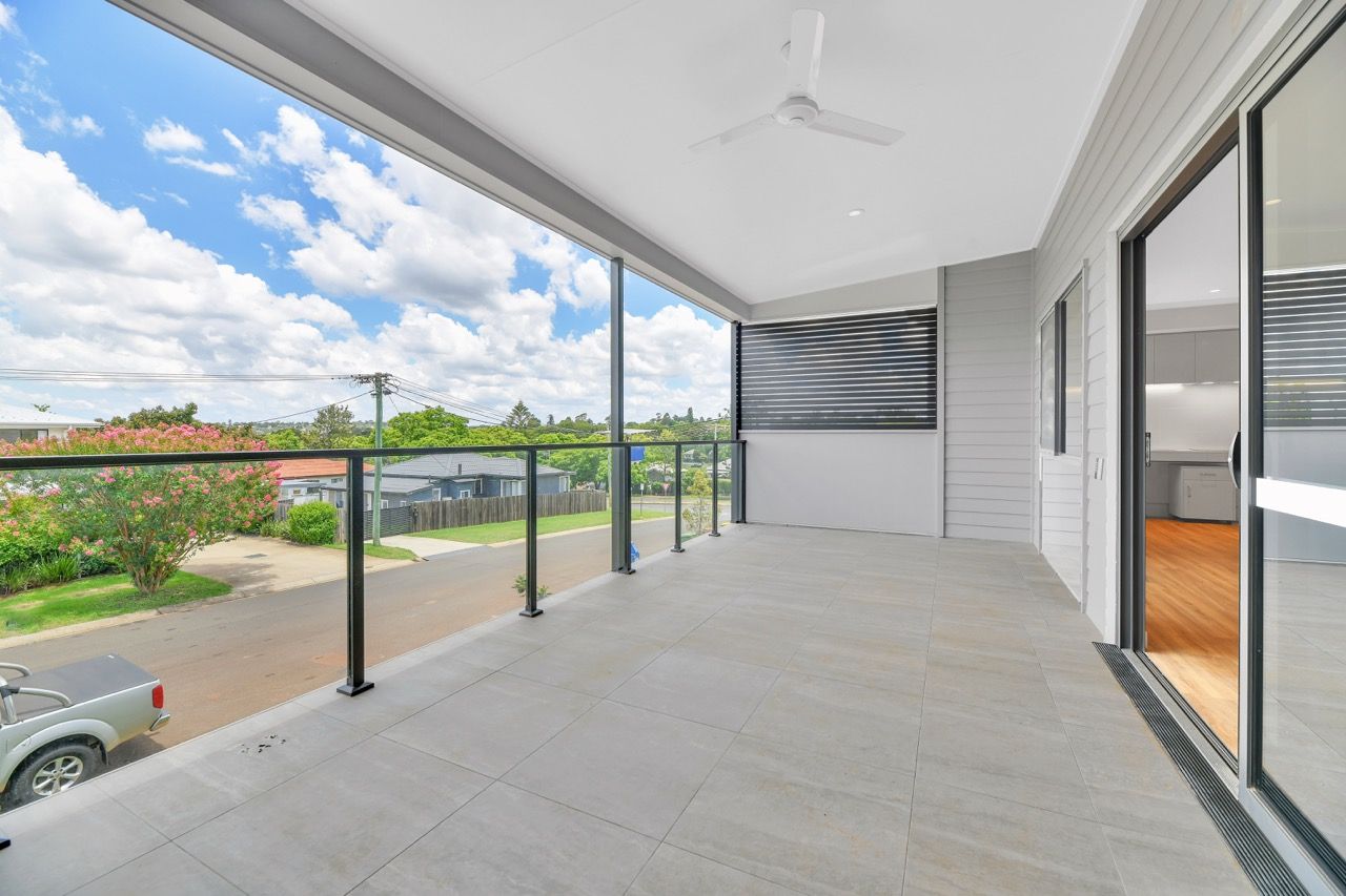 2 Bedroom Apartments, Newtown — Home image 3