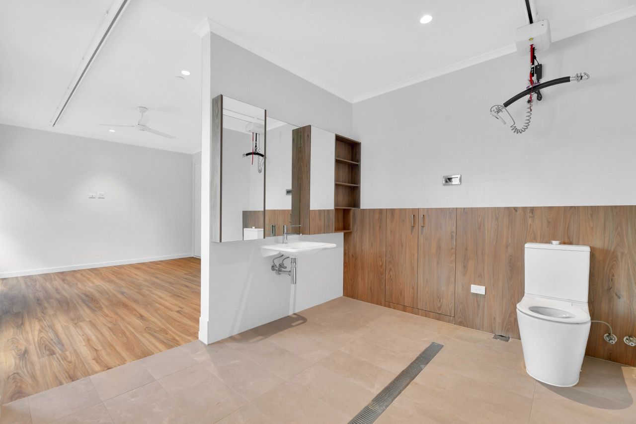 2 Bedroom Apartments, Newtown — Home image 4