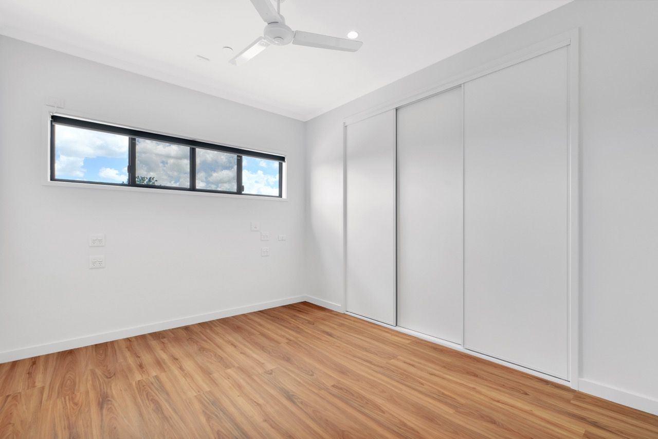 2 Bedroom Apartments, Newtown — Home image 8